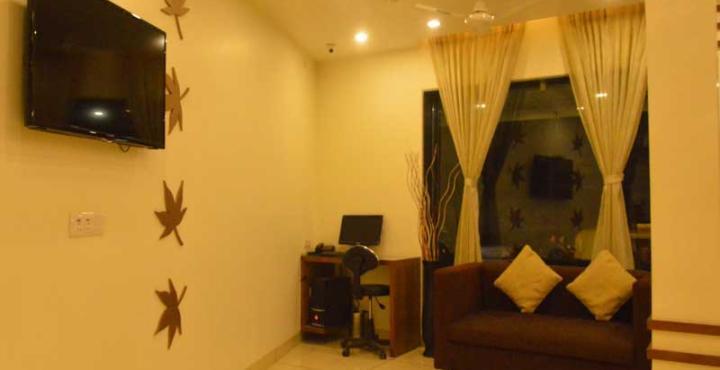 Hotel Ashish Ahmedabad Exterior foto